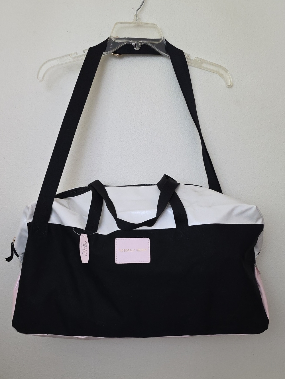 NWT Victoria's Secret Large Duffle Bag Crossbody, Shoulder Or Handles